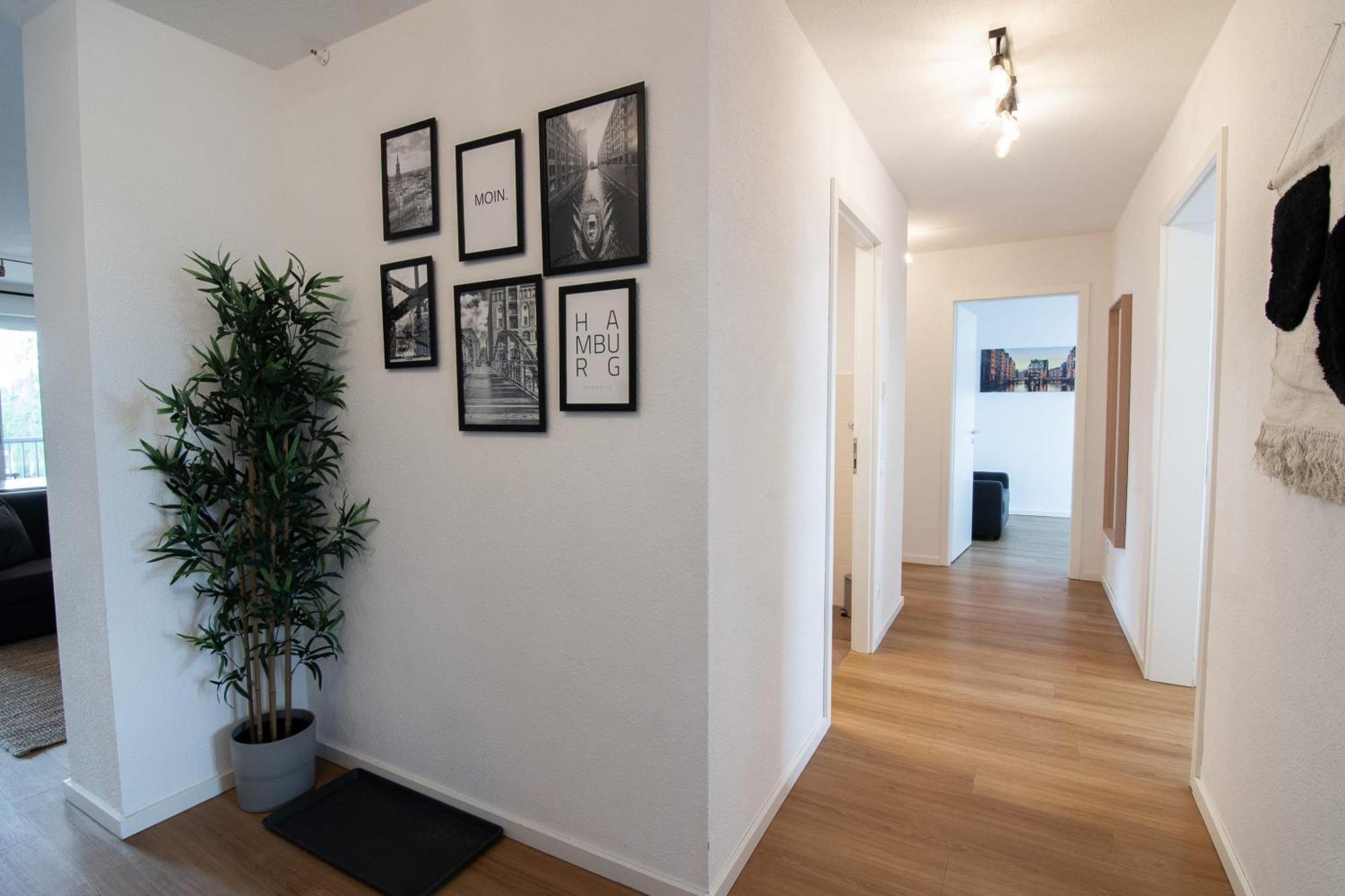 Central Apartment 4 Bedrooms For Up To 12 Guests Hamburg Exterior foto