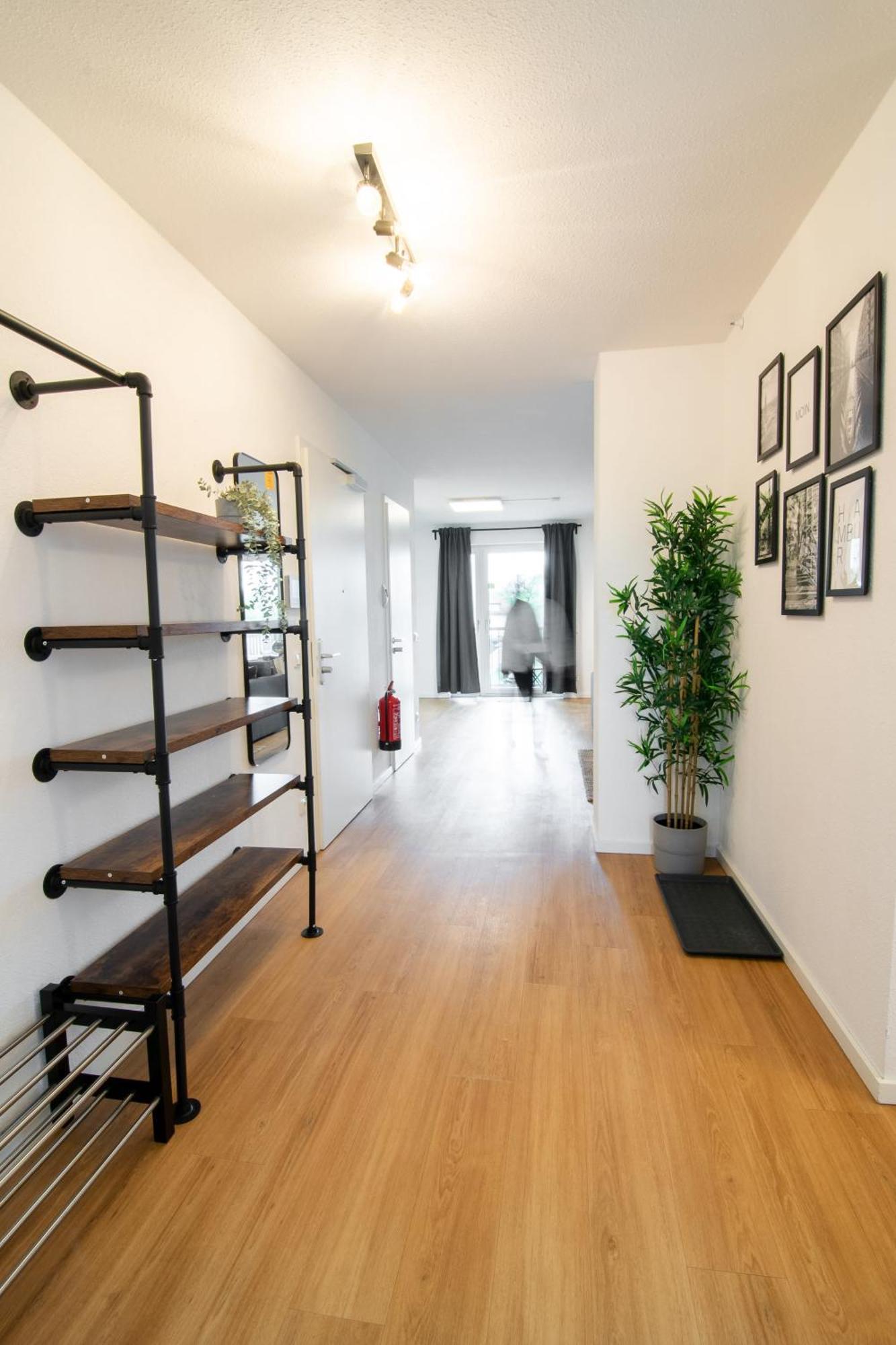 Central Apartment 4 Bedrooms For Up To 12 Guests Hamburg Exterior foto