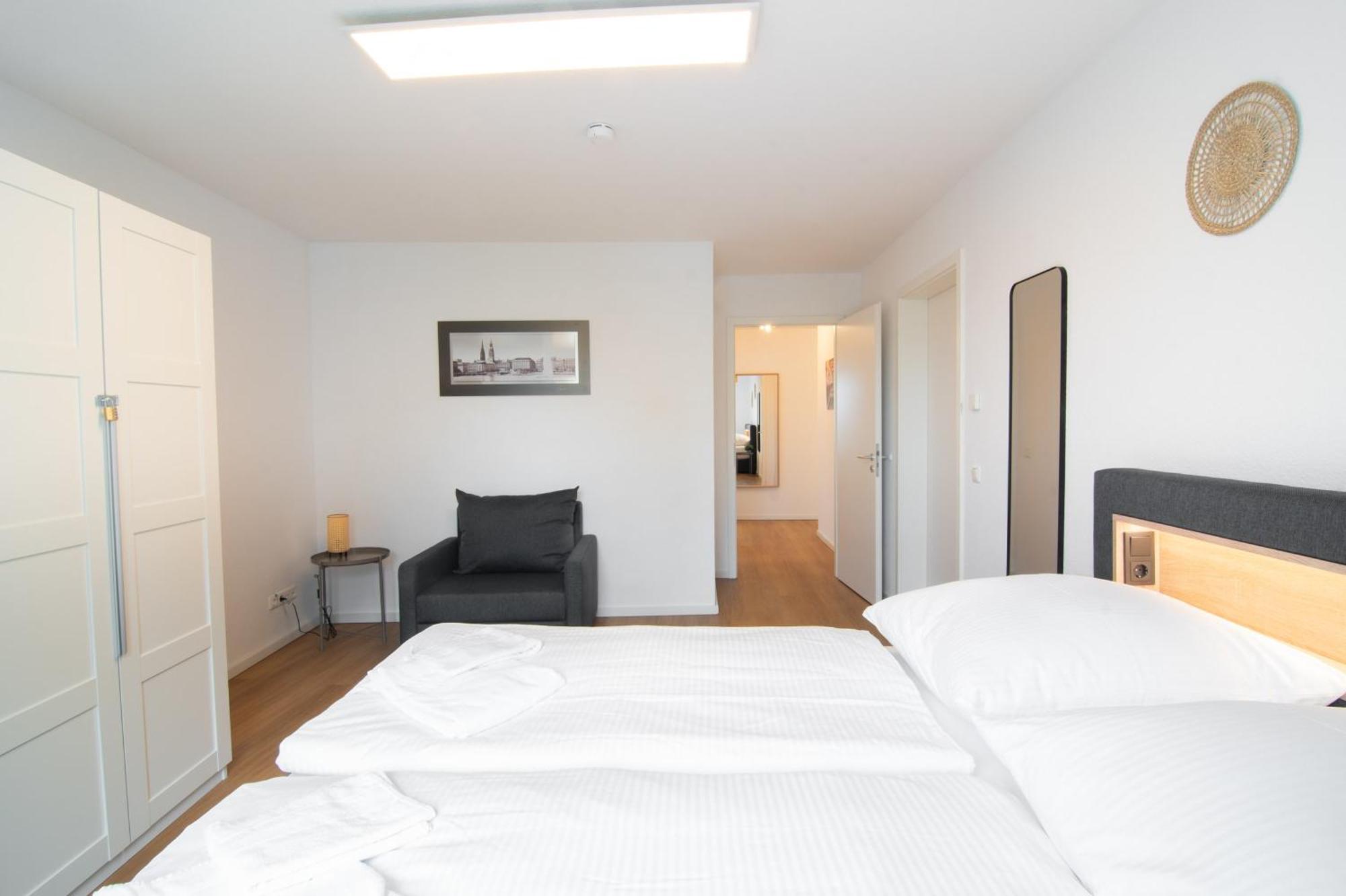 Central Apartment 4 Bedrooms For Up To 12 Guests Hamburg Exterior foto