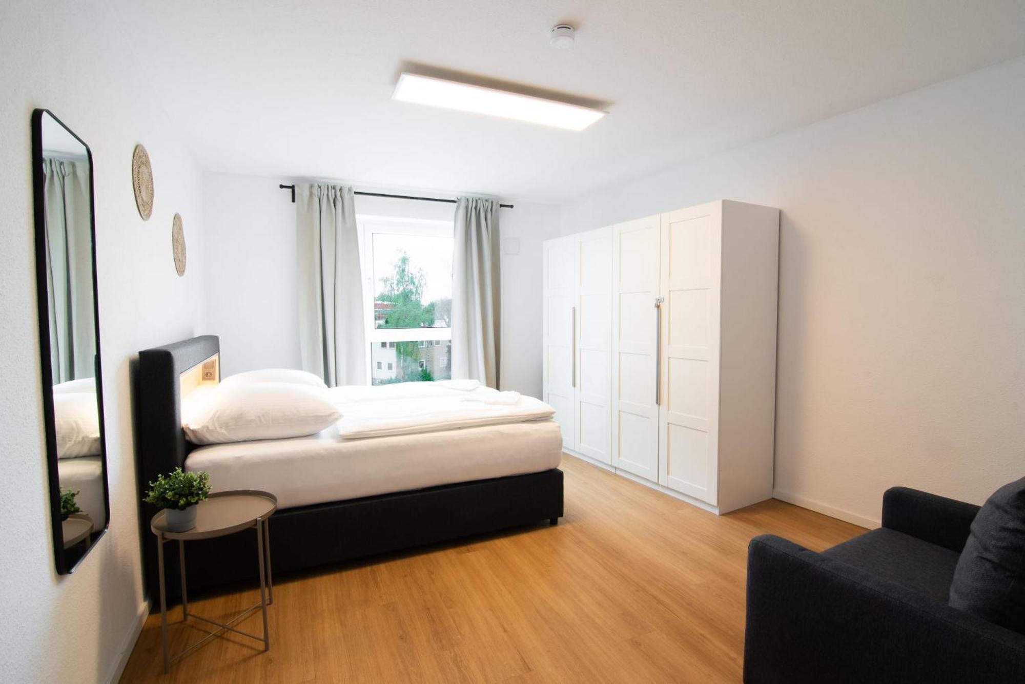 Central Apartment 4 Bedrooms For Up To 12 Guests Hamburg Exterior foto