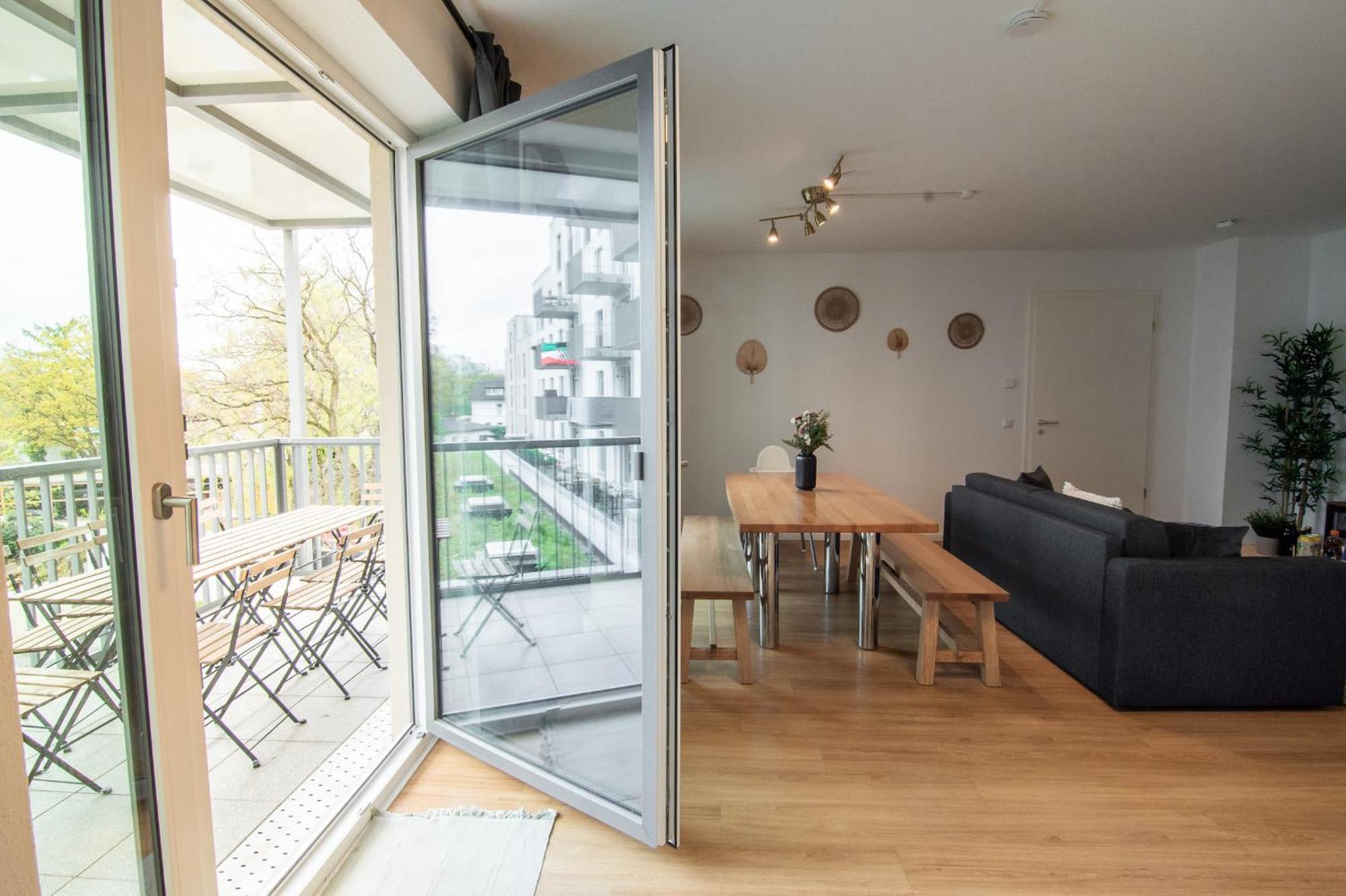 Central Apartment 4 Bedrooms For Up To 12 Guests Hamburg Exterior foto